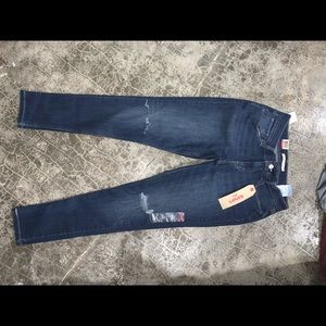Levi super skinny mid rise jeans